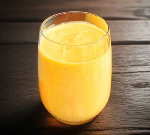 Mango lassi