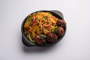Butter Pav Bhaji+Manchurian Noodles combo