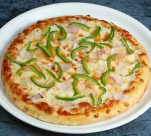 Cheese capsicum pizza