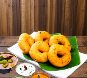 Medu vada [4 pieces]