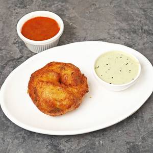 Golden crispy vada [1 vada]