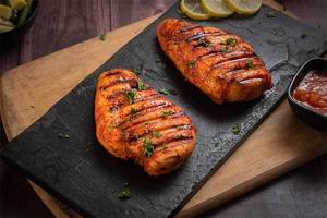 Grilled Chicken Breast (240 Gms)