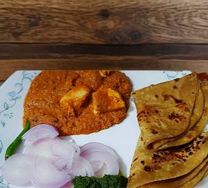 Shahi Paneer with 2 Plain Paratha