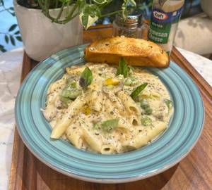 Penne Pasta in Cheese cream sauce