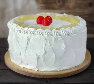 Pinapple cream cake