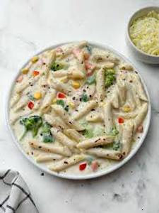 White Sauce Pasta (Alfredo)