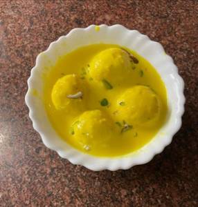 Kesar Angoori Rasmalai (4 Pc)