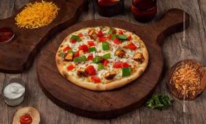 Tandoori chicken pizza