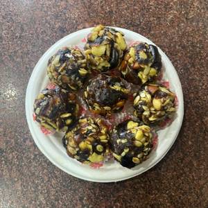 Desi Ghee Khajoor Pinni