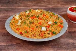 Paneer schezwan fried rice
