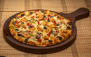 Paneer Delight Pizza
