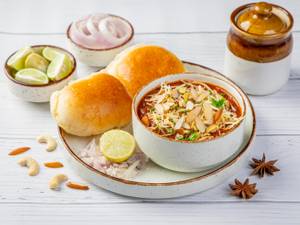 Sadguru Special Dry Fruit Pav Bhaji