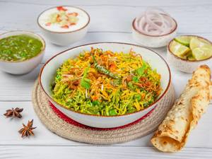 Spicy Hyderabadi Biryani (750 Ml)