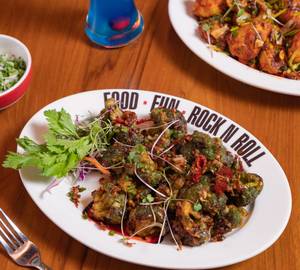 Devil Chilli Broccoli [380 Gms ]