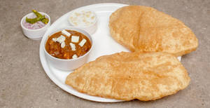 Chole Poori 3pc