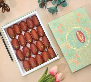 Lamba Jamun