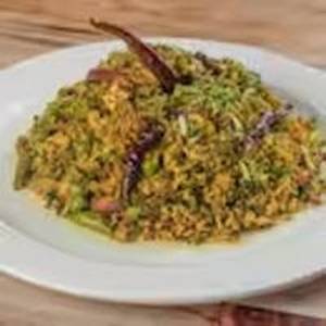 Veg Hyderabadi Biryani +raita+ Gravy