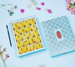 Kesar Coconut Milk Ladoo