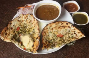 Amritsari Mix Kulcha Witha Chole
