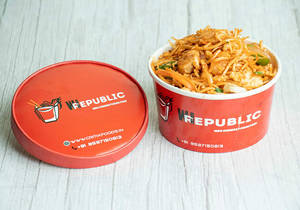 Schezwan Chicken Noodles