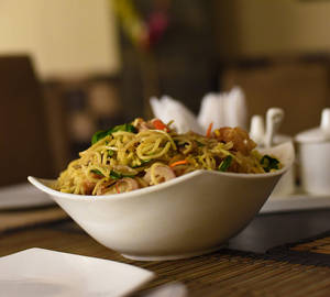 Veg Hakka Chowmein