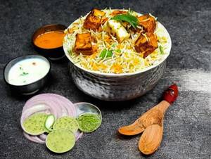 Kaju Paneer Biryani