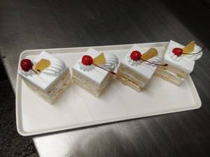 The cakes house pinapple pastry