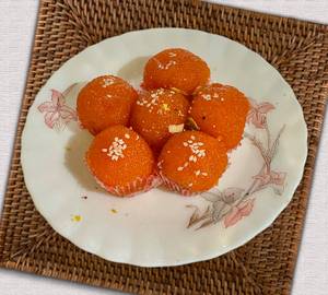 Midana ladoo [5 pieces]