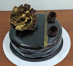 The cakes house chololate truffle cake
