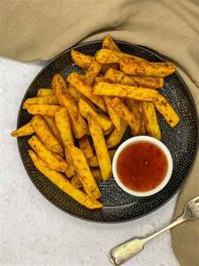 Masala Fries With Dip
