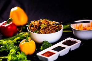 Black Peppered Noodles