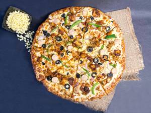 Whole Wheat Non Veg Loaded Chicken Pizza - Large