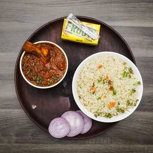 Veg Pulao + Chicken Masala + Frooti [125 ml]