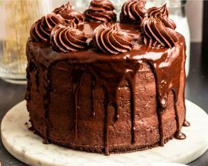 Choco Chips Cake     