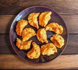 Fried Paneer Achari Momos