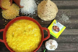 Lahsuni Khichdi Healthy Meal