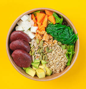 Beet & Quinoa Salad