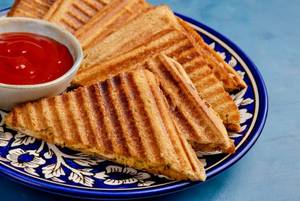 Red Sauce Grilled Sandwich