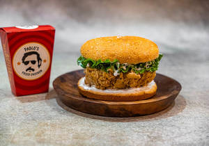 Classic Chicken Cartel Crunch Burger