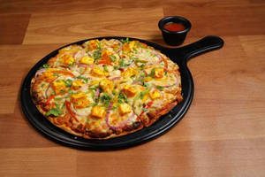 Paneer Makhani Pizza