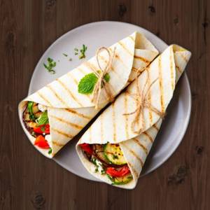 Tortilla chicken wrap
