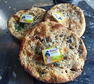 Amritsari Mushroom Kulcha