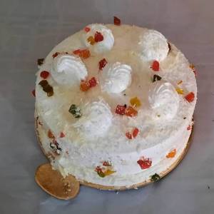 White Choco Cake 