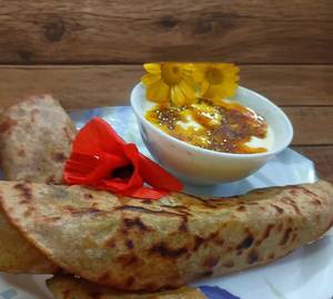 2 Aloo Onion Paper Paratha with Peppery Paneer