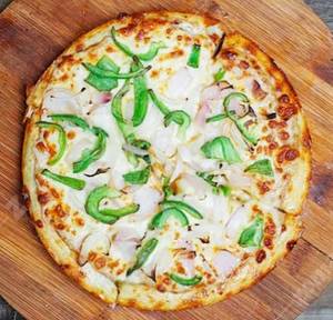 Onion And Capsicum Pizza