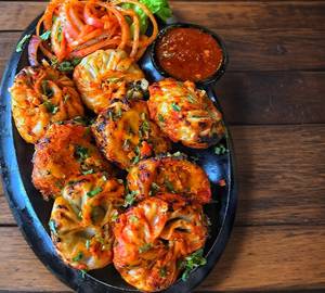 Veg Momos fry (8piece)