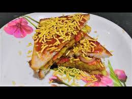 Indori Special Sev Masala Sandwich