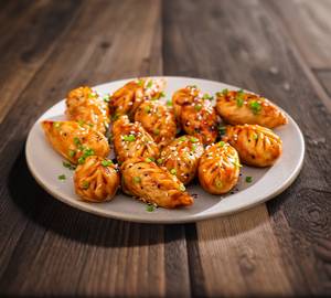 Paneer Pan Fried Momos 10   Pcs
