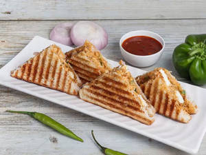 Paneer Tikka Masala Grilled Sandwich