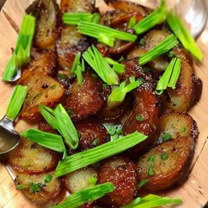 Crispy Potato in Spring Onion